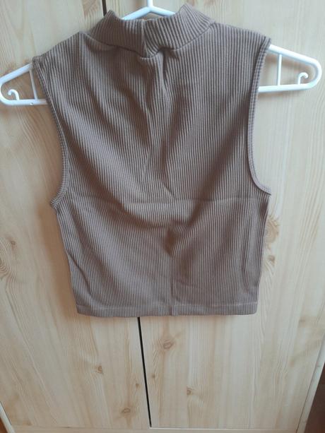 Crop top, stradivarius,m