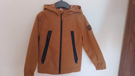 Chlapčensky kabát, 122