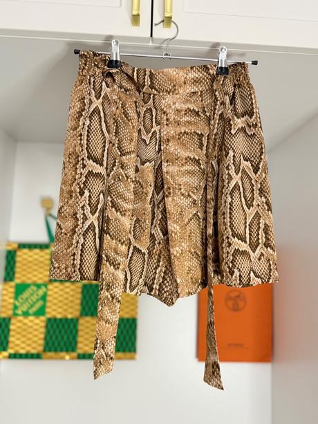 Zara kratasy, zara,m