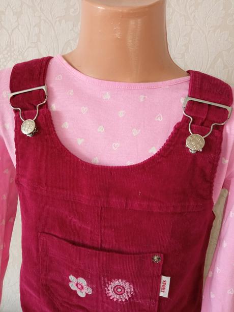 Dievčenské menčestrové šaty s trakmi (122), modelko,122