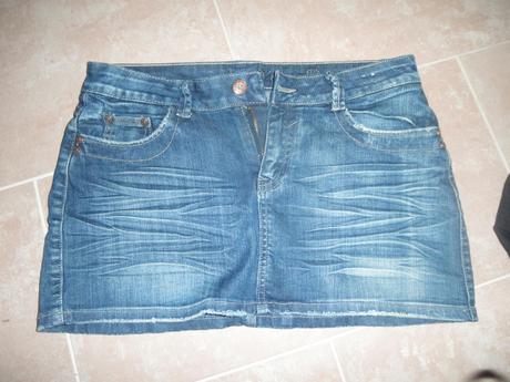 Dámska sukňa, 32