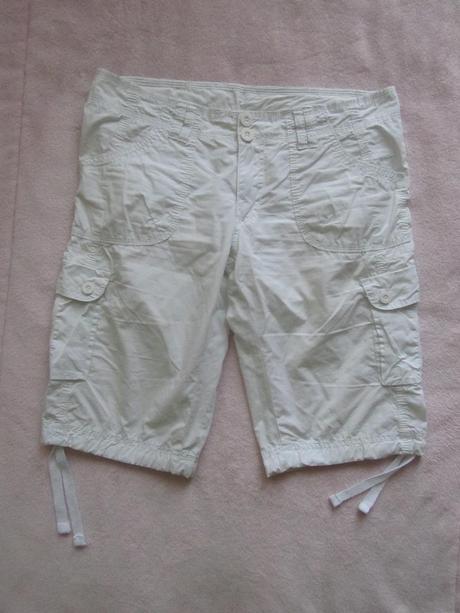 Biele kraťasy, madonna,m