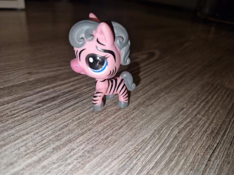 Littlest pet shop zebra 2078,