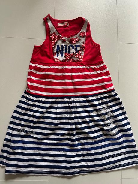 Saty s premienacimi flitrami, desigual,146