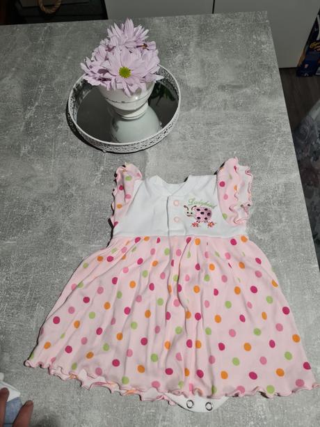 Bodkované šaty, richelieu,62