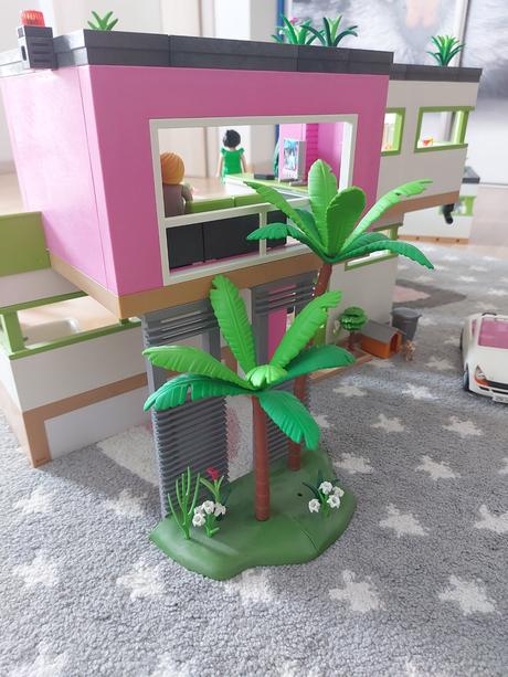 Playmobil obrovská vila+bazén+hosťovský dom+auto, 