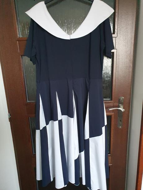 Krásne elegantné dlhé šaty zn.pola mondi, 46