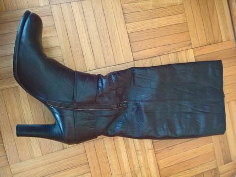 Kožené čižmy na opätku, 39