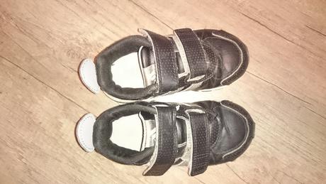 Adidas botasky, adidas,25