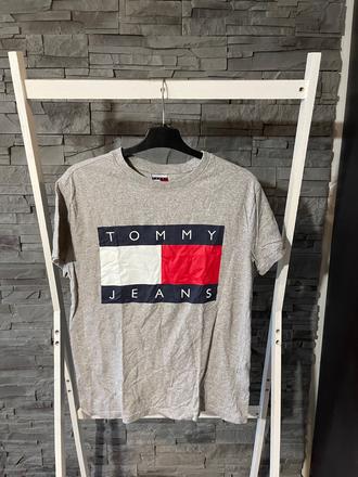 Tommy hilfiger v.s, tommy hilfiger,s