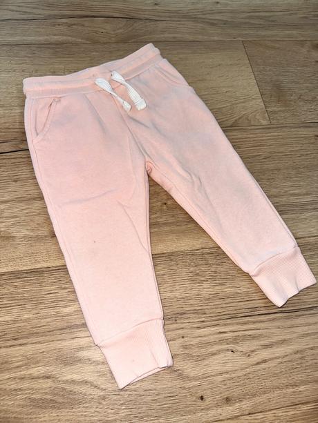 Tepláky, reserved,80