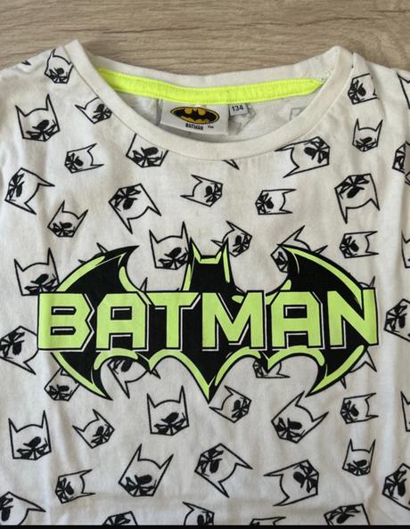 Tričká batman, 128