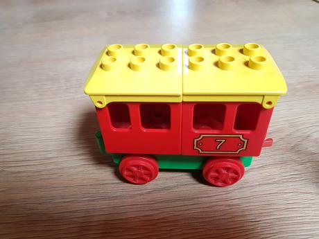 Vlačik+vagon (lego duplo),