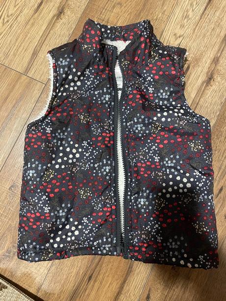 Zateplená vesta, f&f,104