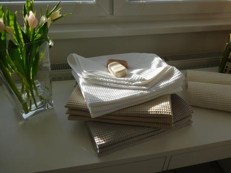 Vaflová bavlna - uteráky-140 x 70 cm, nové, 