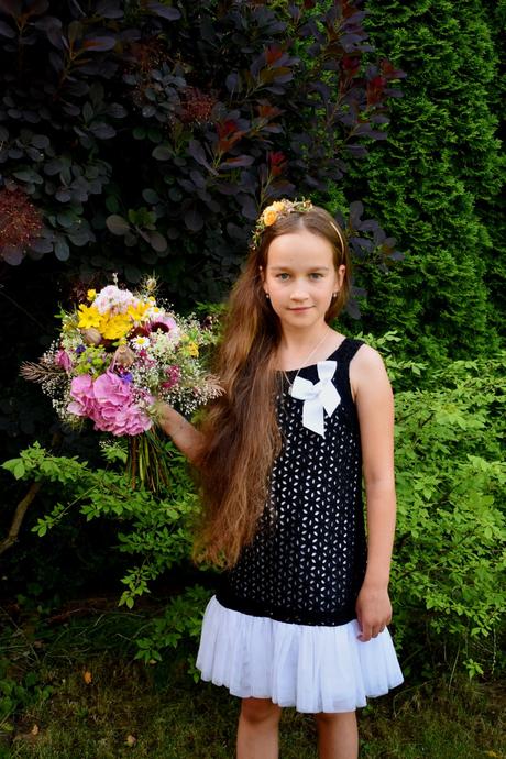 Slávnostné šatky., ido,140