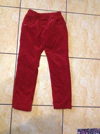 Menčestrové nohavice, 116