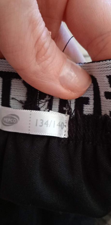 Balík pre dievča, 140-146, 140–152