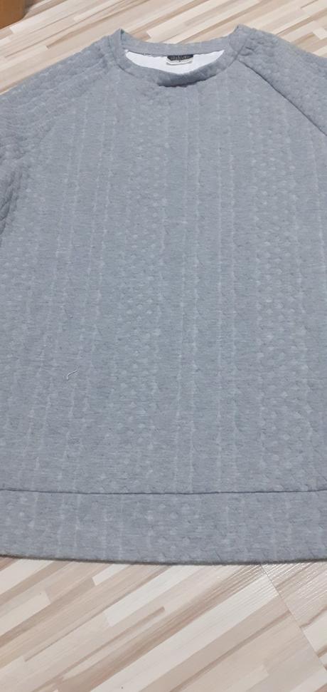 Sivá mikina pleteny vzor, s