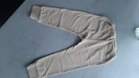 Béžové tepláky, h&m,92