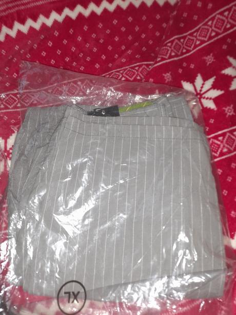 Nové nohavice, authentic,l