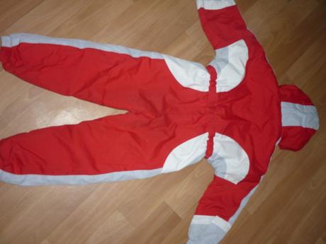 Červené vetrovky 2-3r a 4-5r, 98