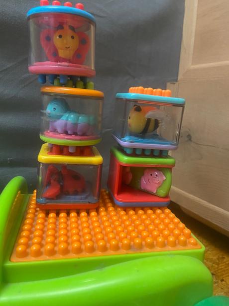 Krokodíl fisher price,