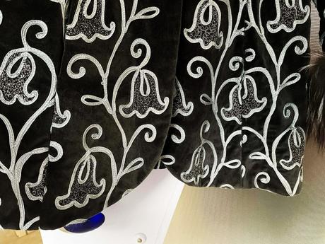 Luxusný zamatový kabát, l