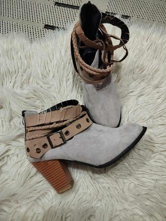 Členkové čižmy, 36