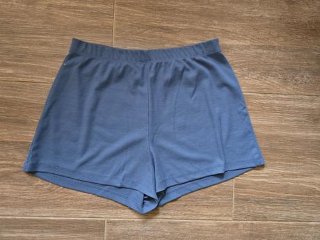 Pyžamové šortky s, s