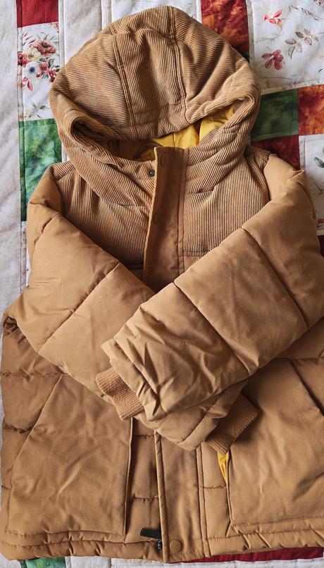 Zimna bunda reserved v.122, reserved,122