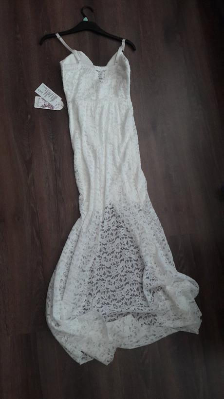 Čipkované šaty, s