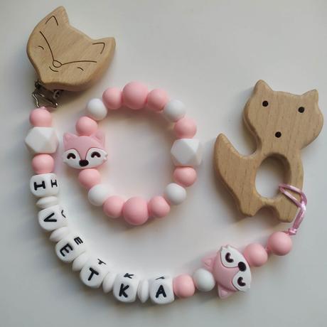 Retiazka na cumlík s menom a hryzadlo líška,