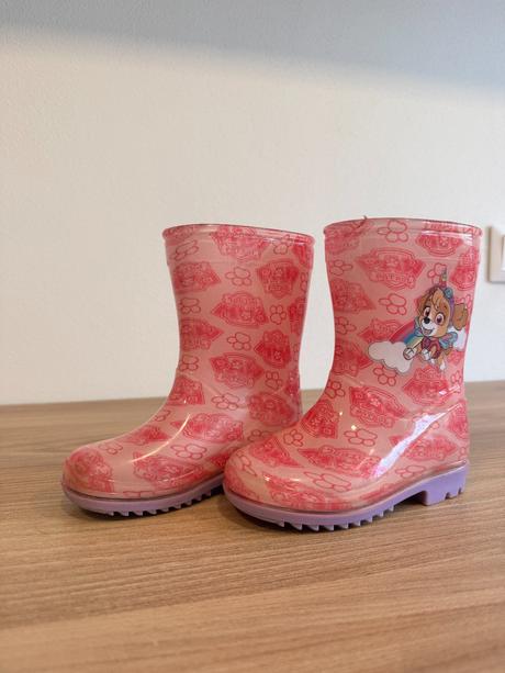 Dievčenksé gumáky, 24