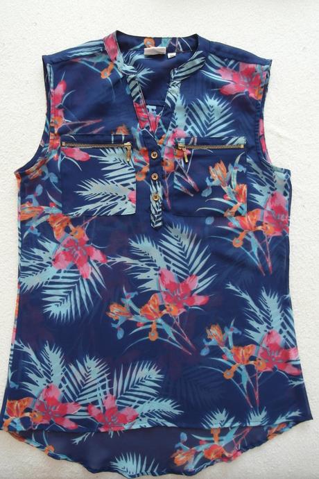 Bluzka-super stav zn. awg mode, 152