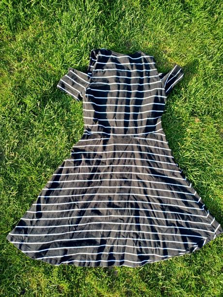 Pásikové šaty, c&a,146