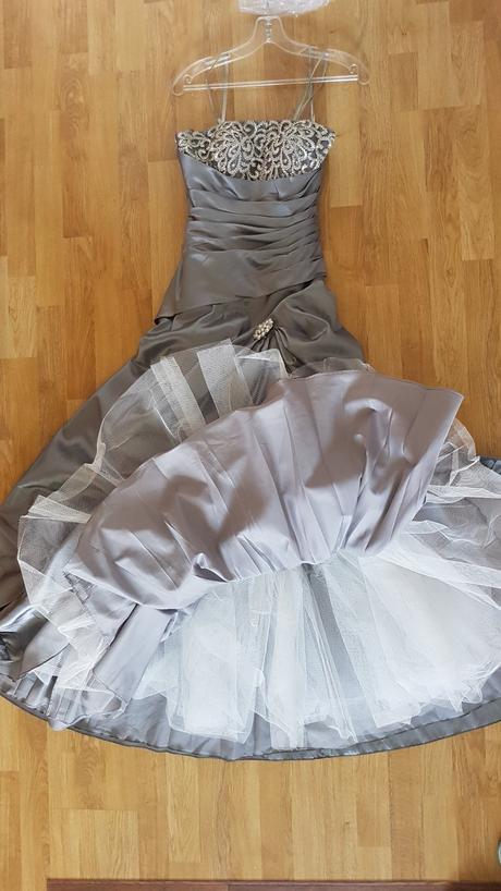 Spoločenské dlhé šaty, m