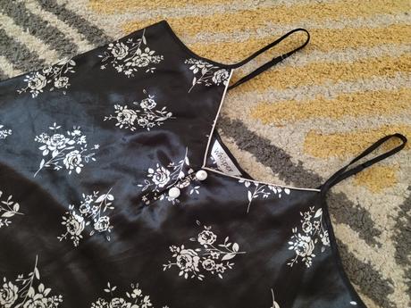 Saténové kvetinkové tielko s/m, s