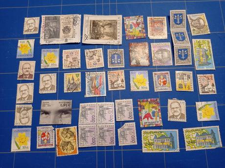 Zbierka známok cca 130ks, 