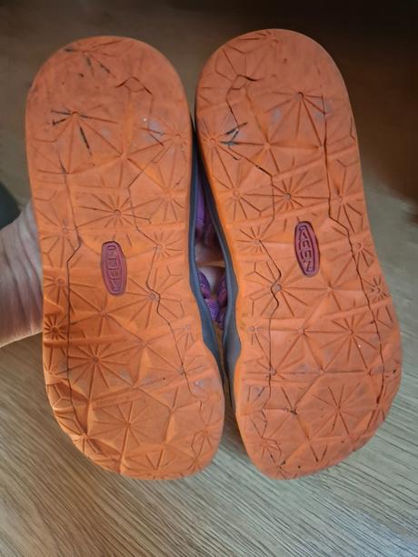 Ružove sandale, keen,35