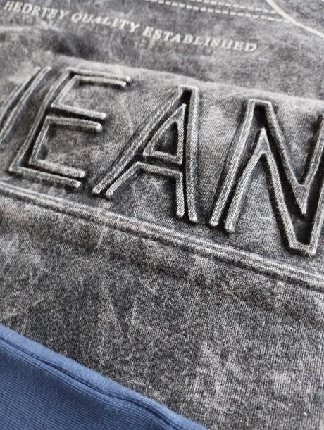 Tričká a 3d vzorom, 116