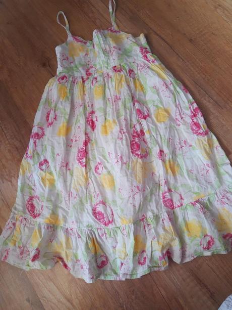 Dievcenske saty, 122