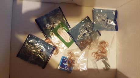 Háčiky na vianočné ozdoby na stromček, 