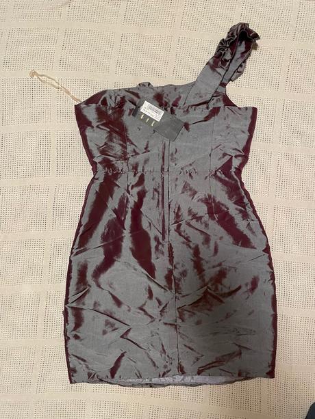 Spoločenské šaty, m