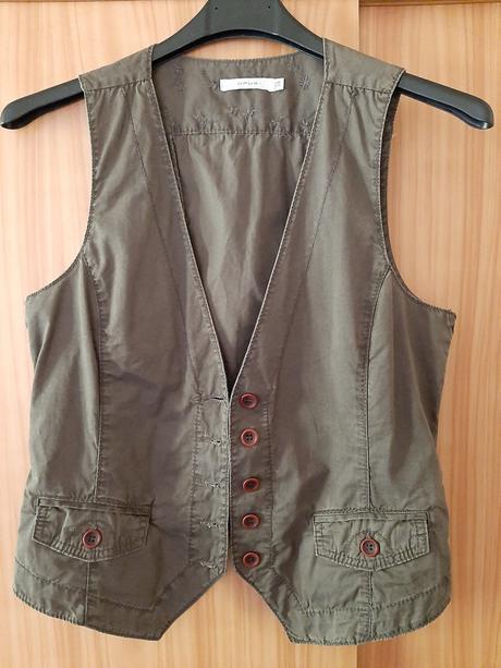 Vestička na zapínanie olivová, 38