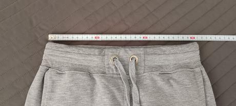 Teplaky capri 152 sive, 152