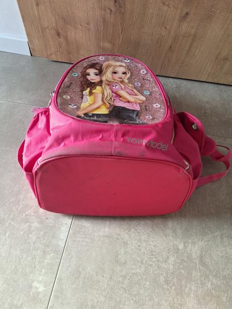 Skolska taska topmodel,