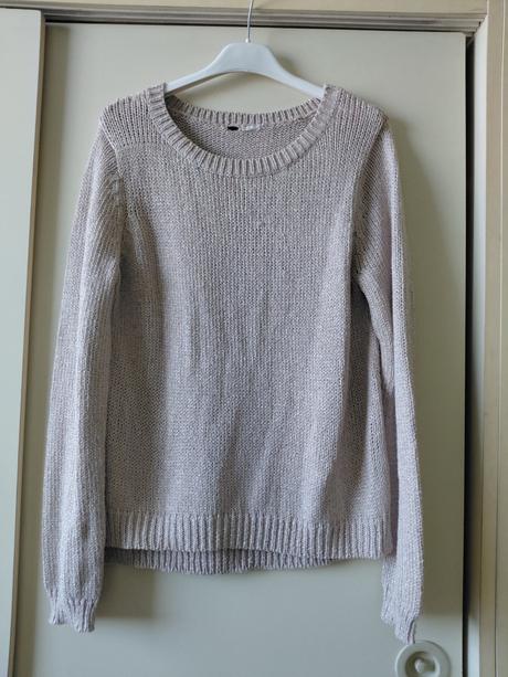 Pulóver so zlatou niťou, s