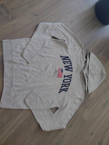 Krasna mikina, h&m,158