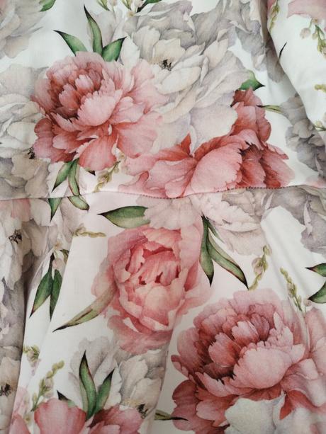 Šaty slávnostné, 110